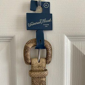 NWT Universal Thread Women's Snake Skin Belt Size XL